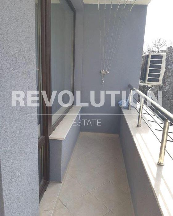 Дава се под наем Двустаен апартамент в Варна, Център - 65 кв.м за 650 € - Снимка #5