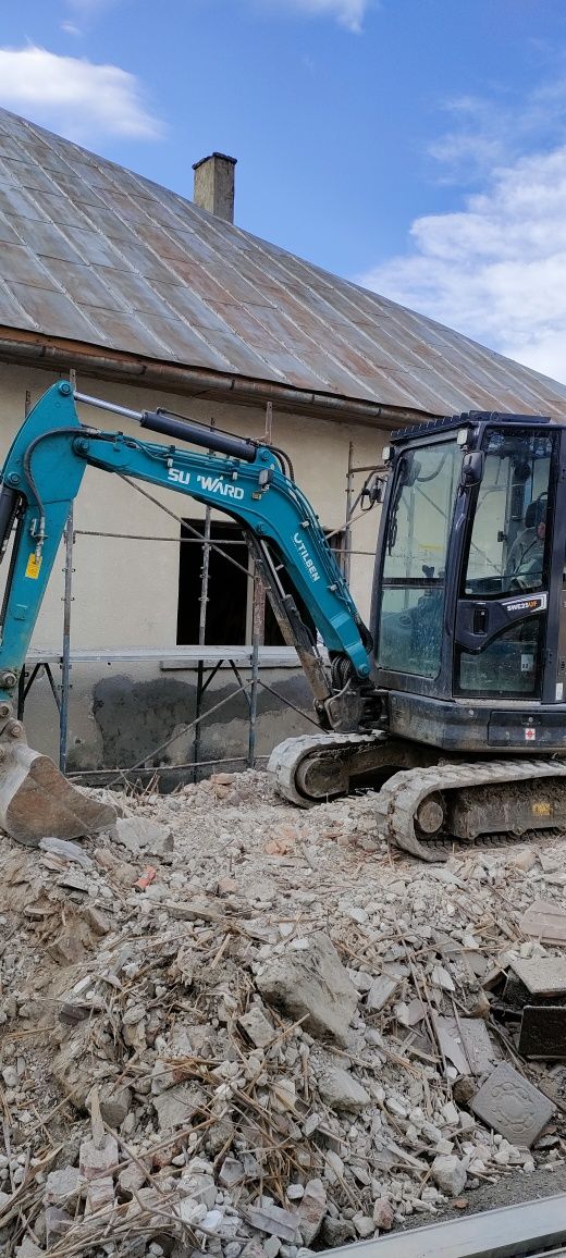 miniexcavator de inchiriat