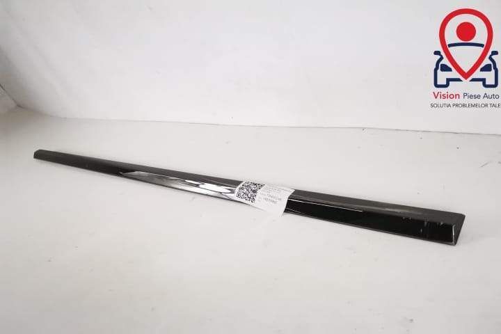 Ornament Usa Geam Dreapta Fata Original In Stare Buna BMW  Seria 7  G1