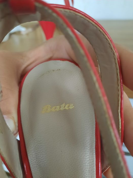 Lot sandale piele  Bata 39