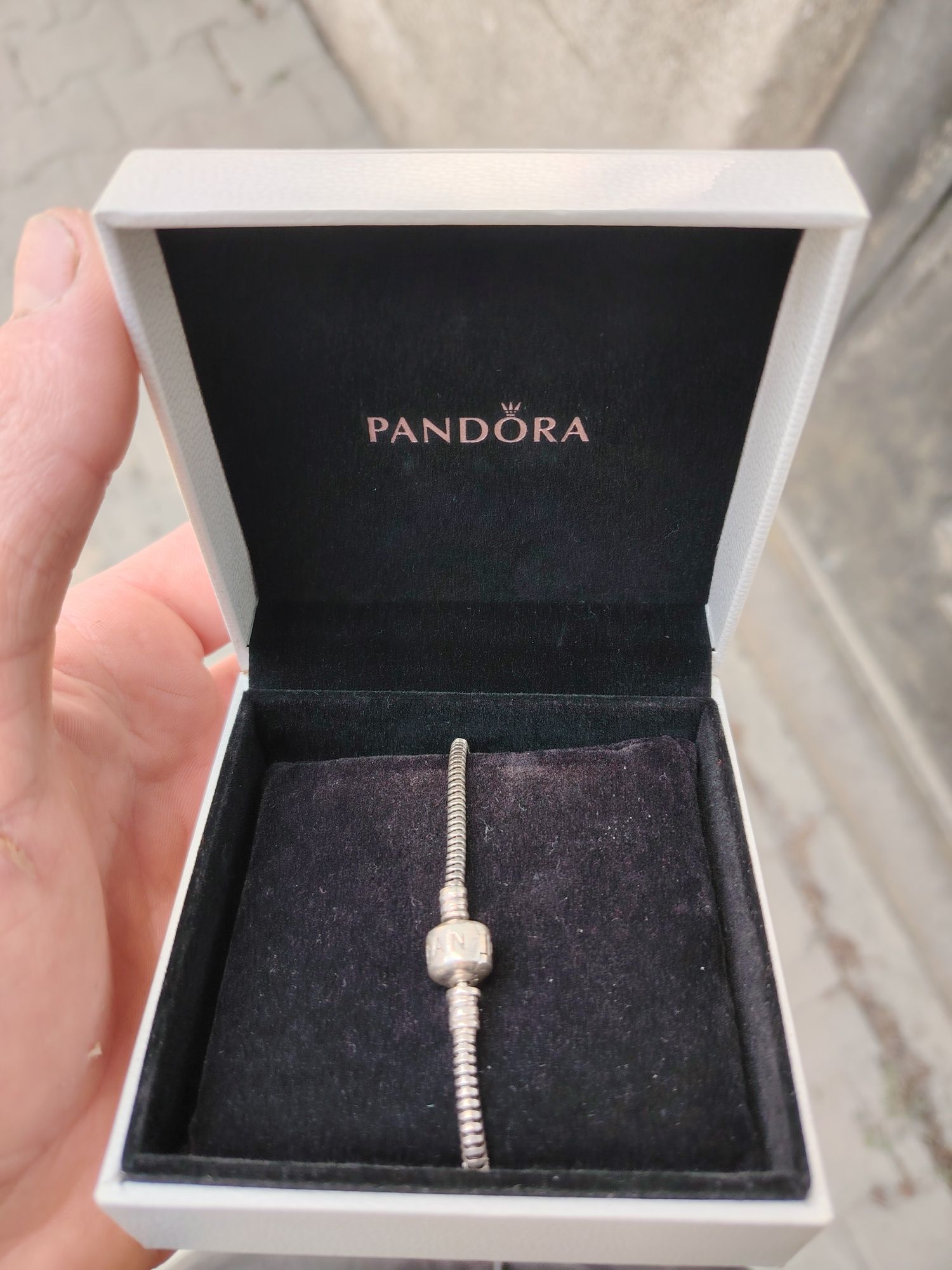 Brățară Pandora ca nou