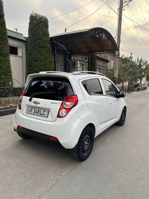 Spark elegant + sotiladi 2022