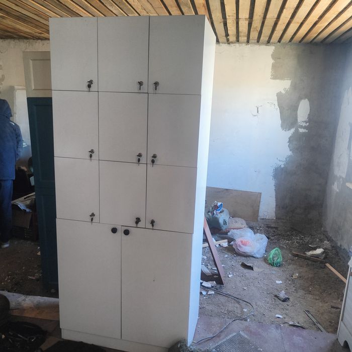 Шкаф для магаз или офис