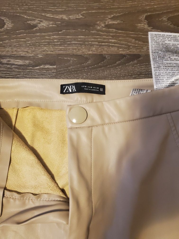 Pantaloni Zara noi piele ecologica