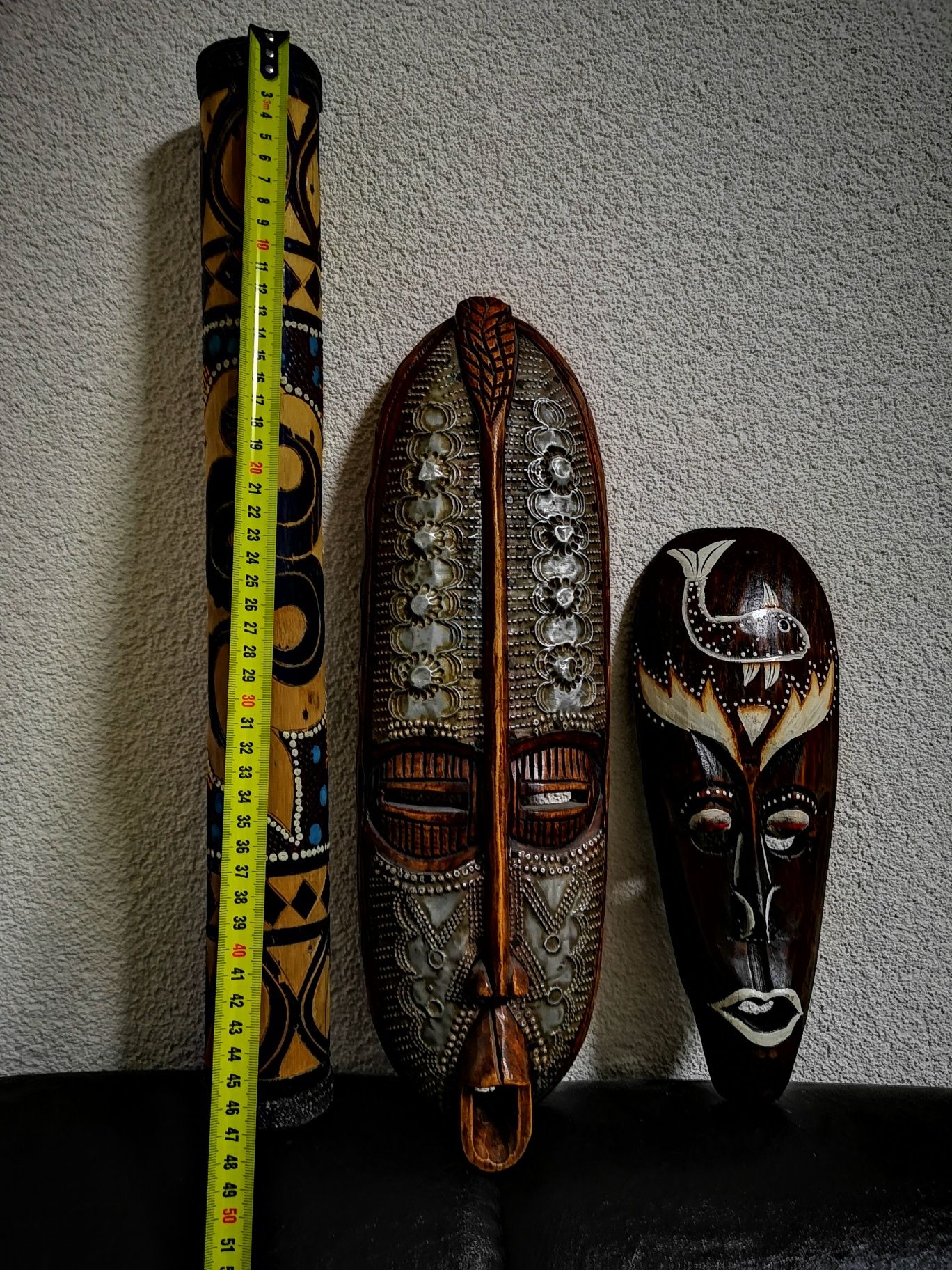 Декоративни дървени маски