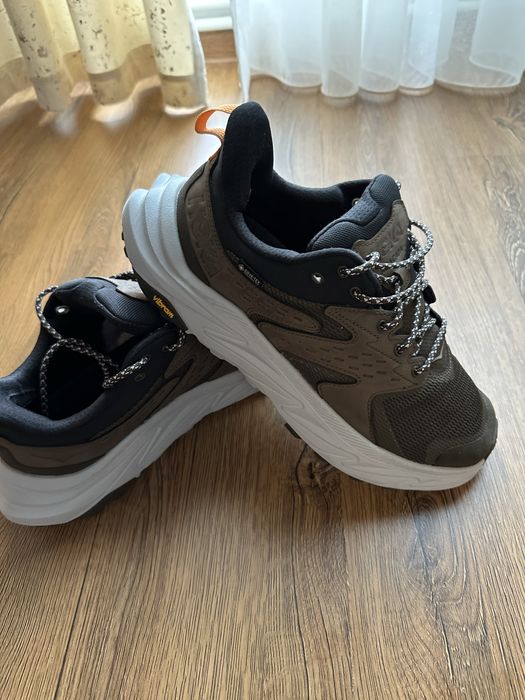 adidasi  pt alergat Hoka gtx gore-tex