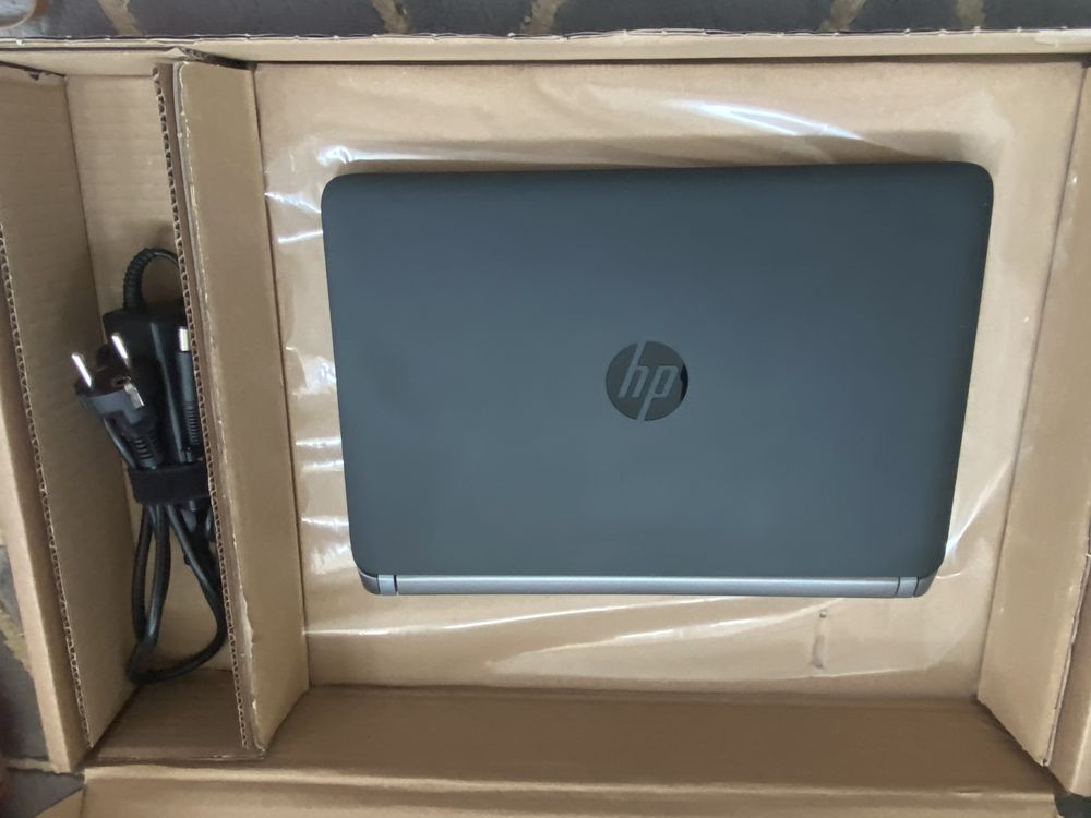 Лаптоп Dell и HP Probook