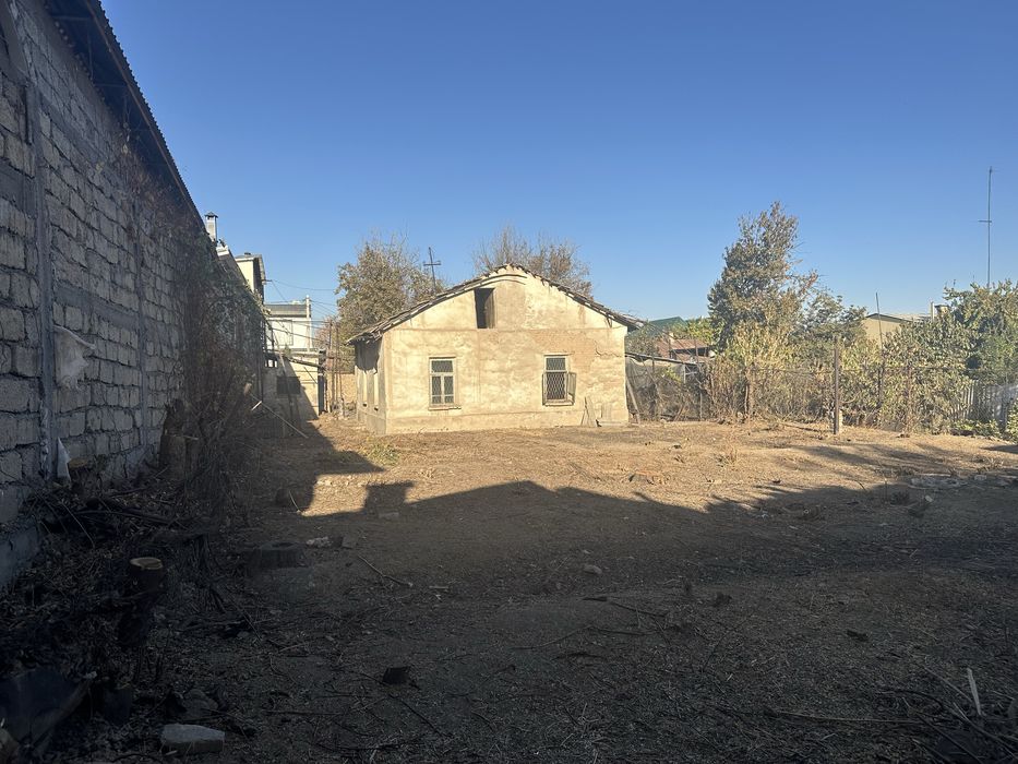 Продается земля 8.5 соток улица Алпомиш центр Луначарский