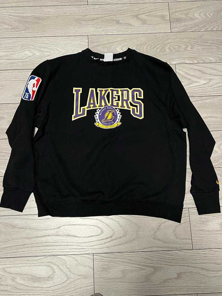 Bluza neagra Nike NBA Lakers marimea XL