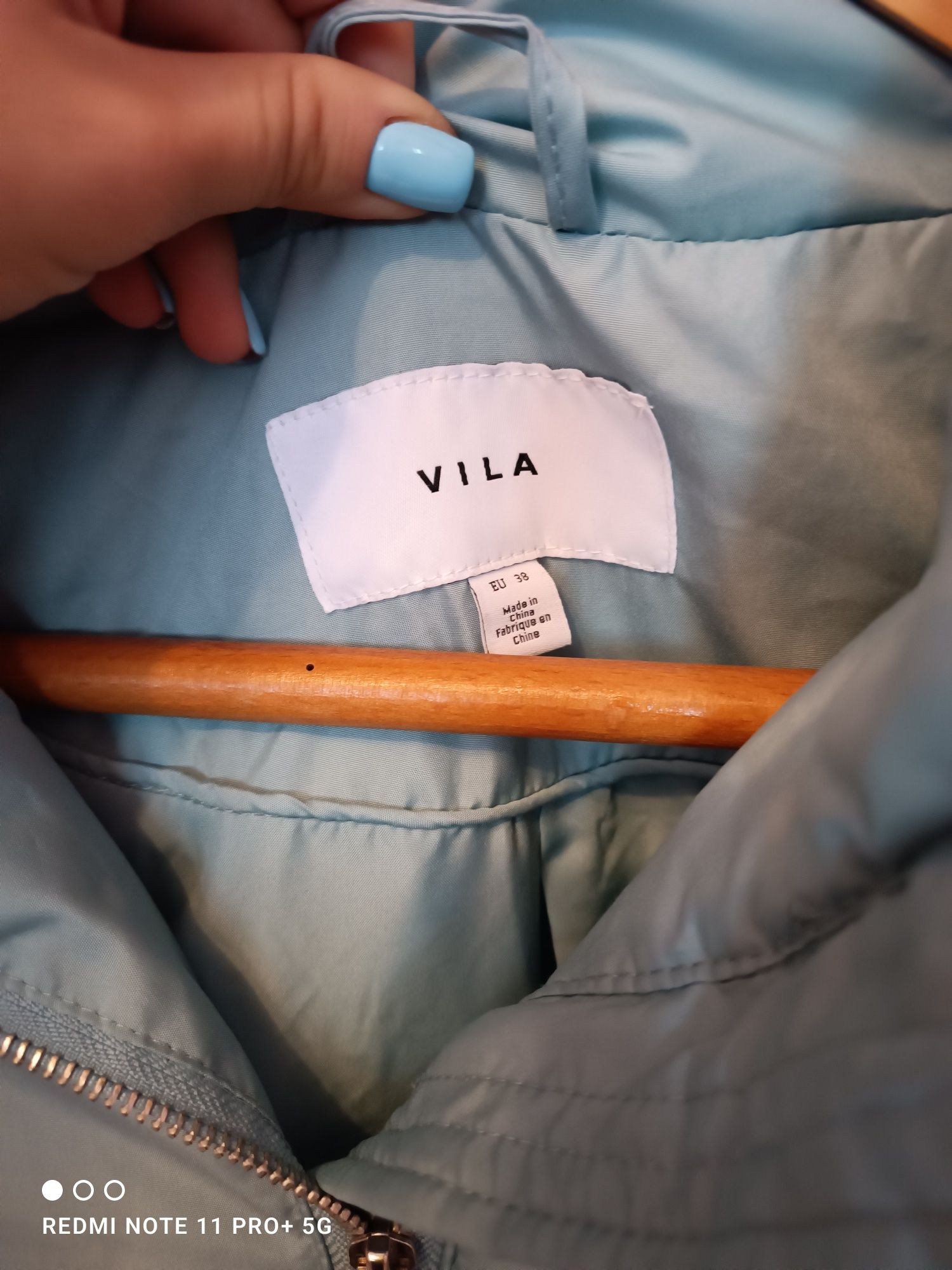Яке Vila размер М