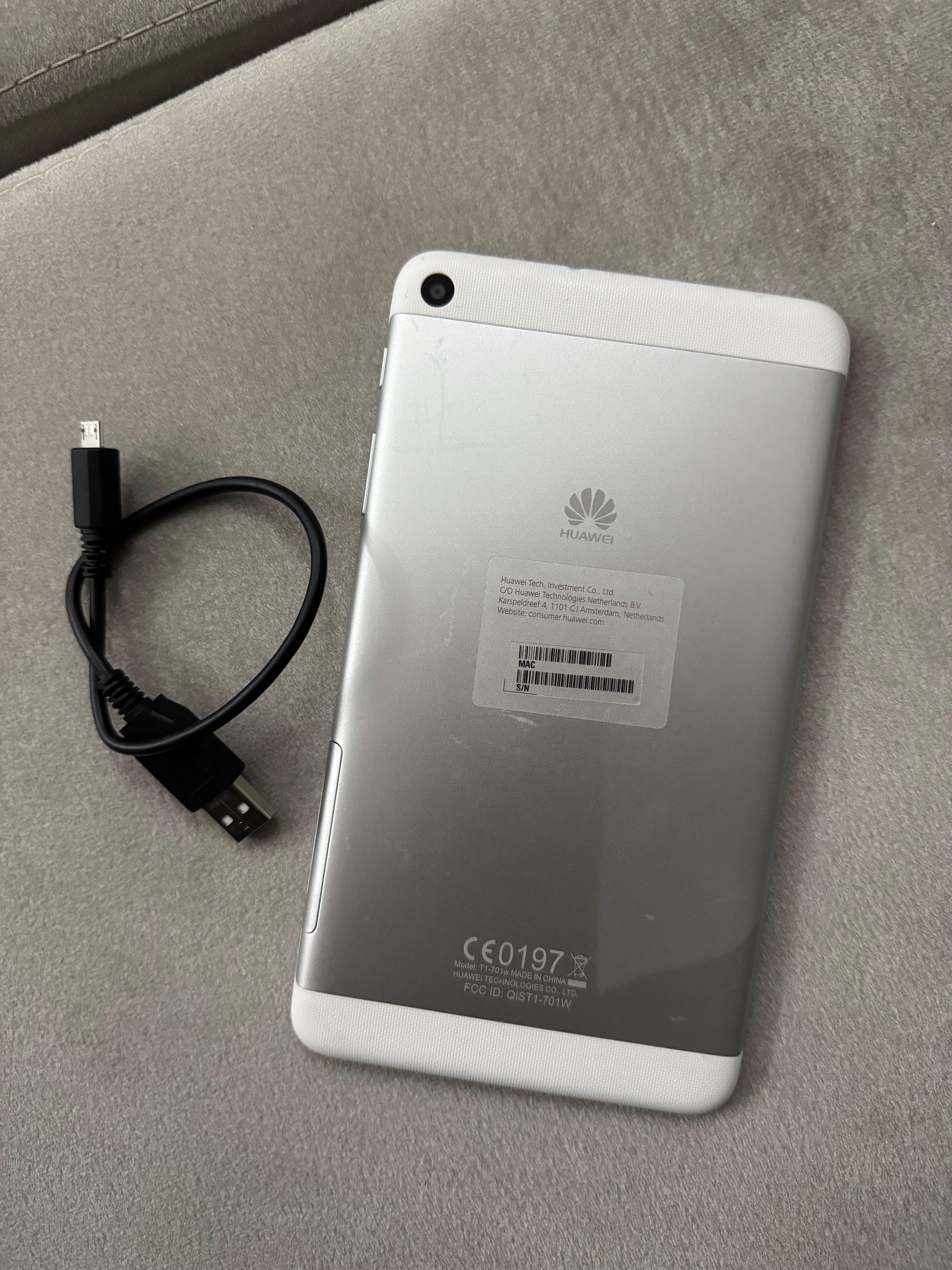 Таблет Huawei T1-701w