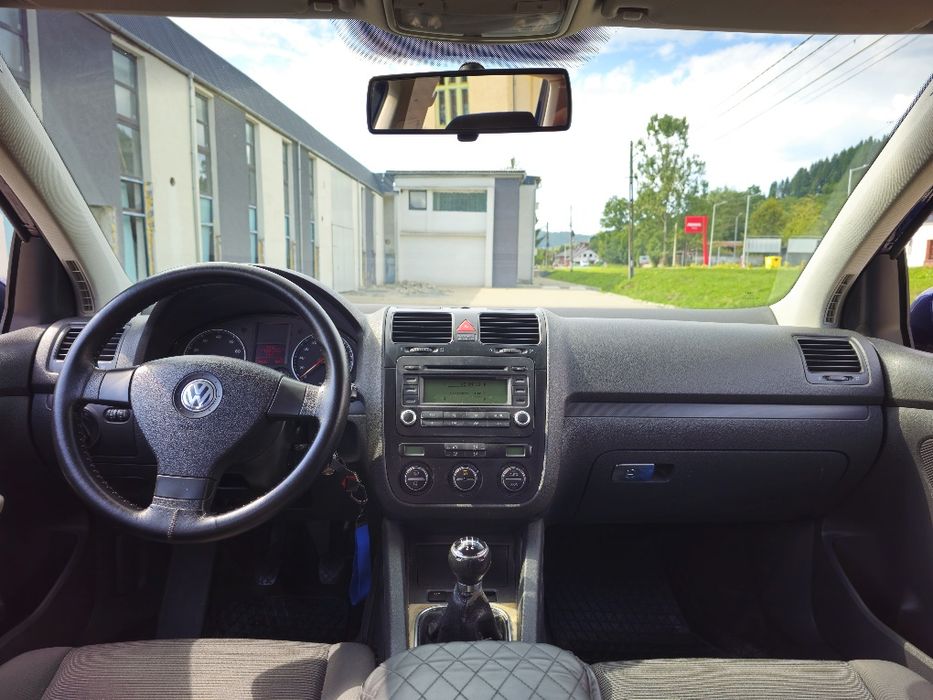 Vând Autoturism Golf 5