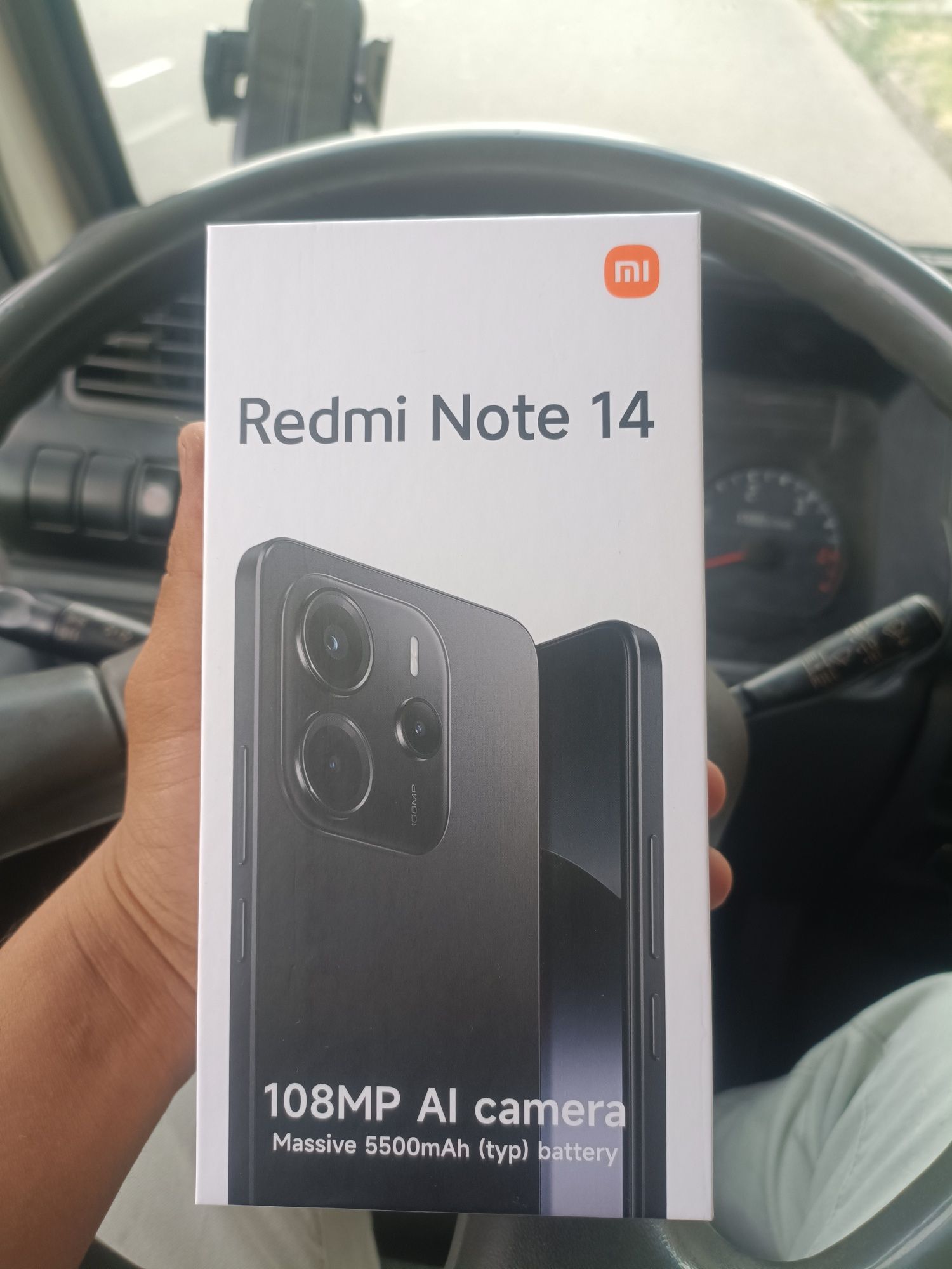 Xiomi Redmi Note 14  256gb  108 mMp 5500 amper