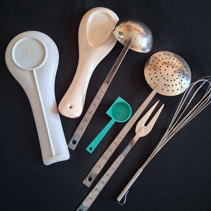 Тави, домашни удери, чинии, кухненски 32 см тава с незалепващо покрити