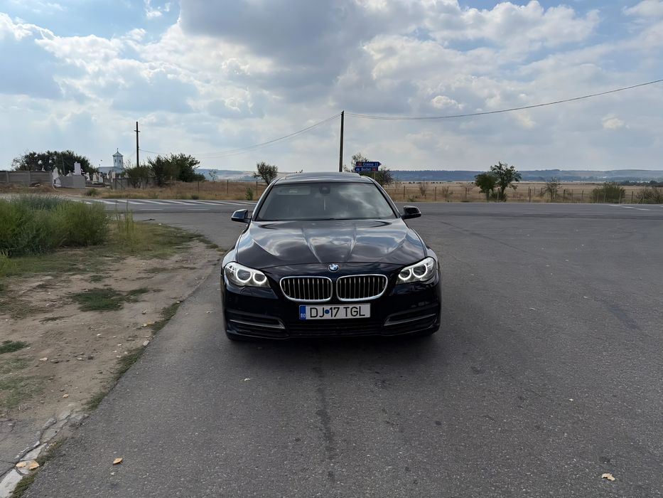 BMW Seria 5 F10 Facelift 520D Automat/2 butoane/Xdrive/Trapa