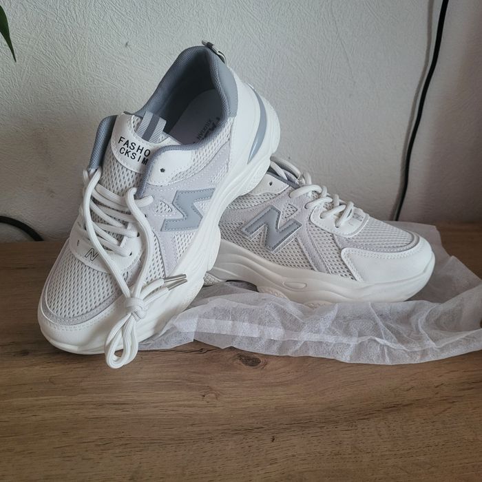 Кросовки женские (новые)