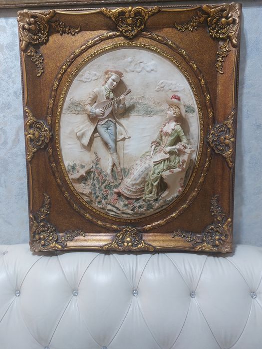 Продам картину.В хорошем состоянии.