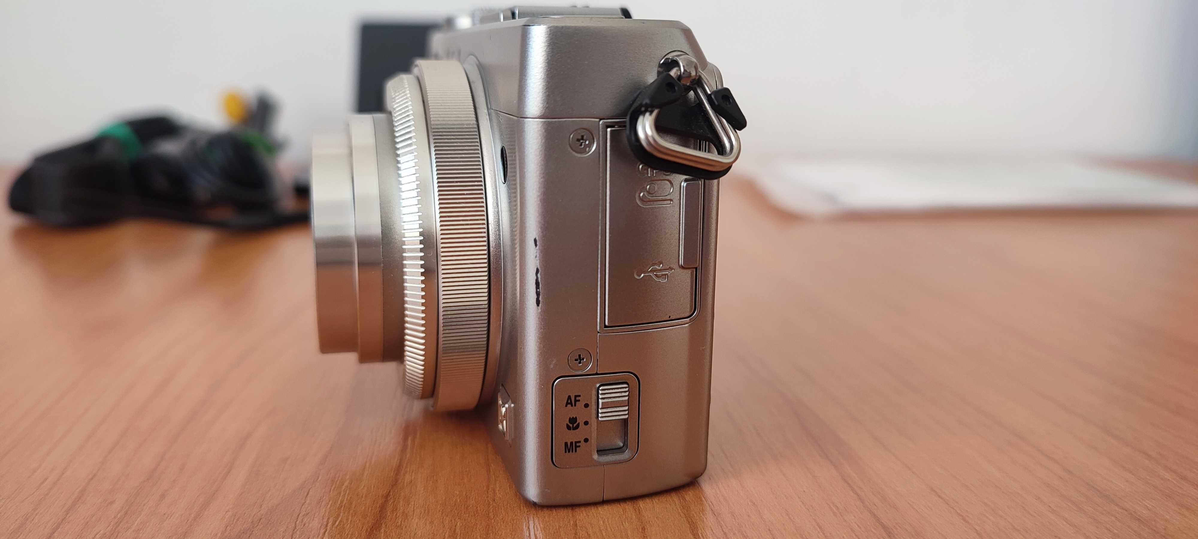 Nikon Collpix A, 16 Mp, senzor apsc, 2 baterii, stare impecabila