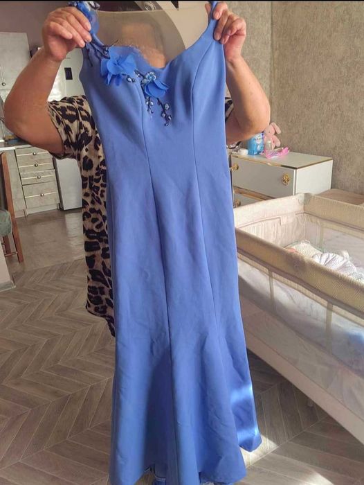 Уникална дълга рокля – размер XS