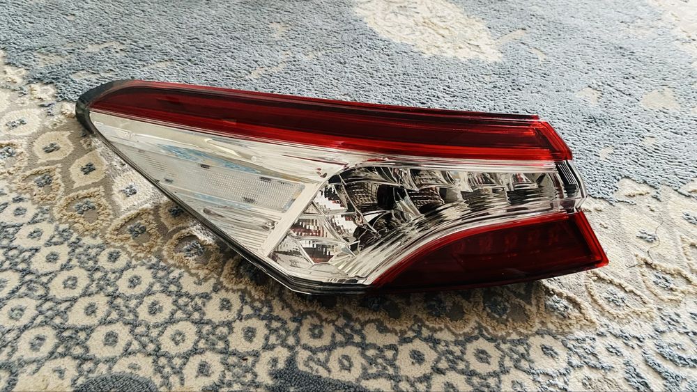 Камри 70 задный стоп фар