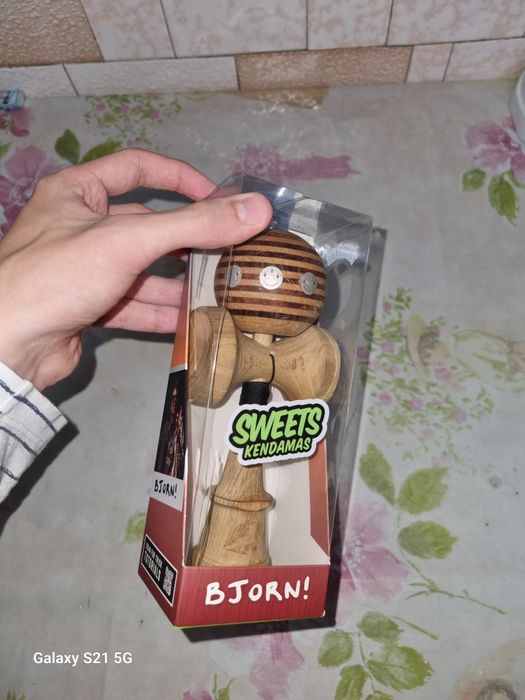 Set-up de kendama:ken de sweets bjorn pro model si tama krom 9y bday