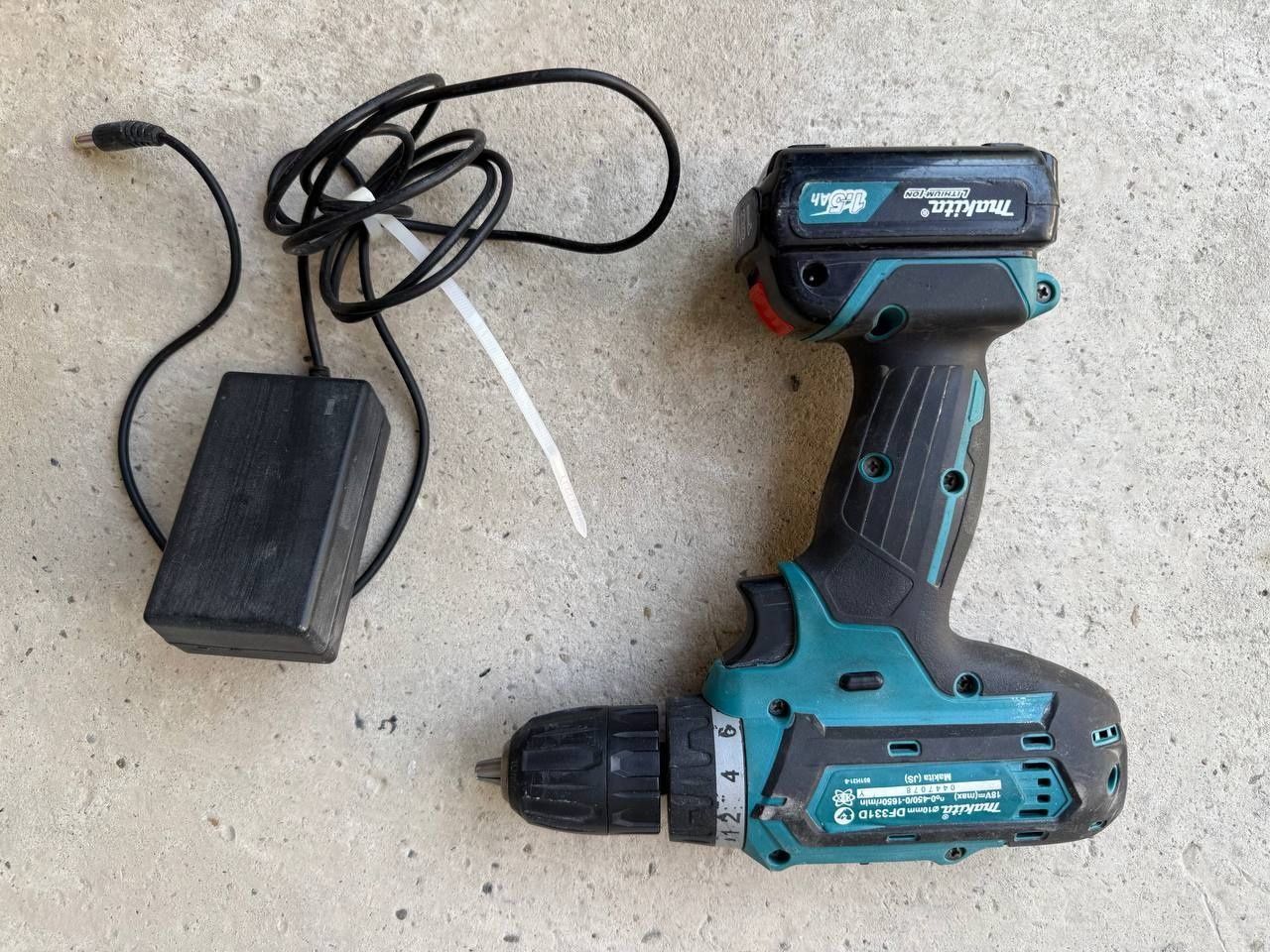 Шуруповёрт Makita и Dewalt