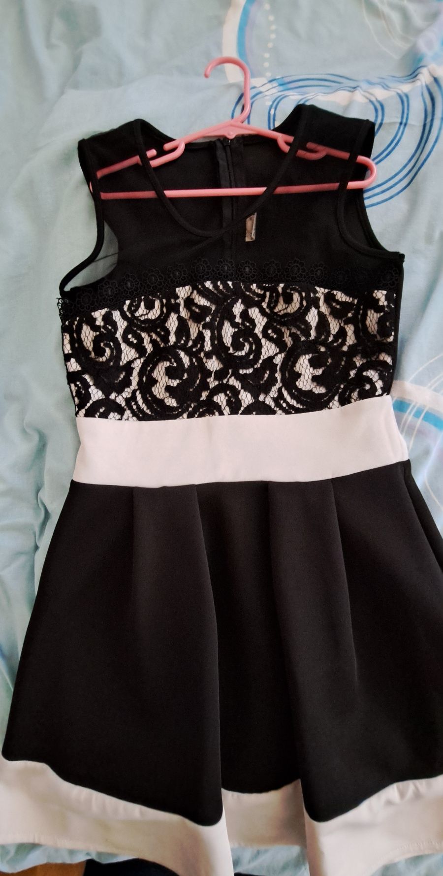 Geanta  Reserved noua si rochie