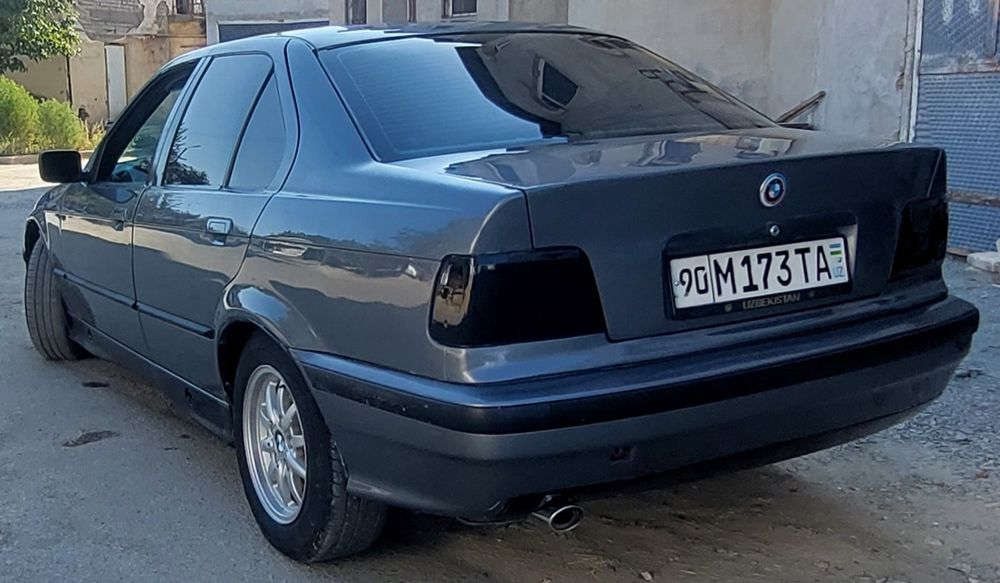 BMW E36 M 43 motor 1993 yil