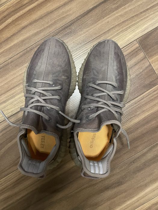 Adidas yeezy 350 mono размер 40,2/3