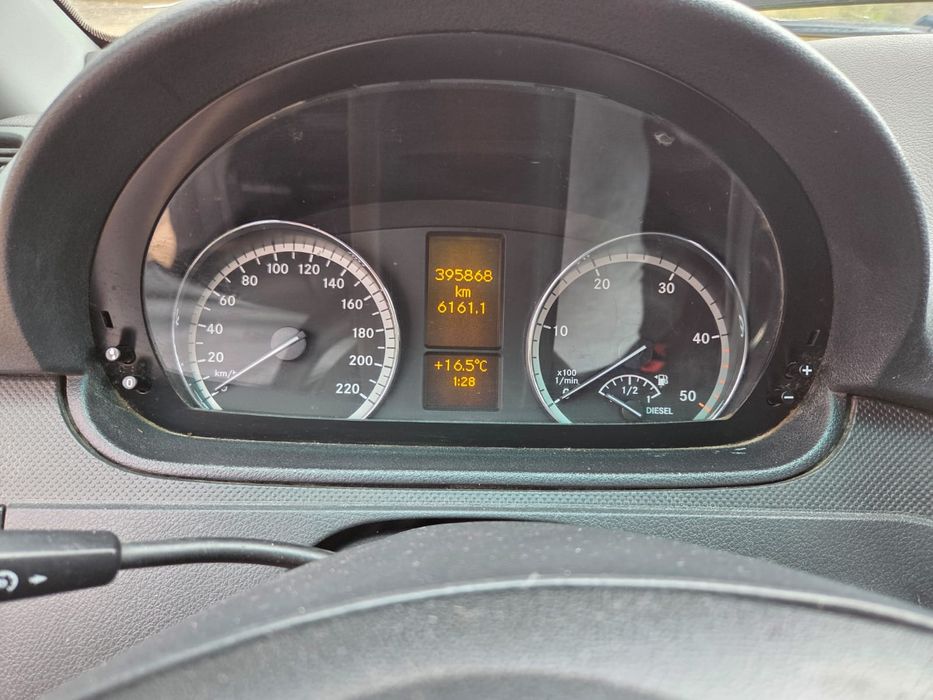 Mercedes vito 8+1 2013
