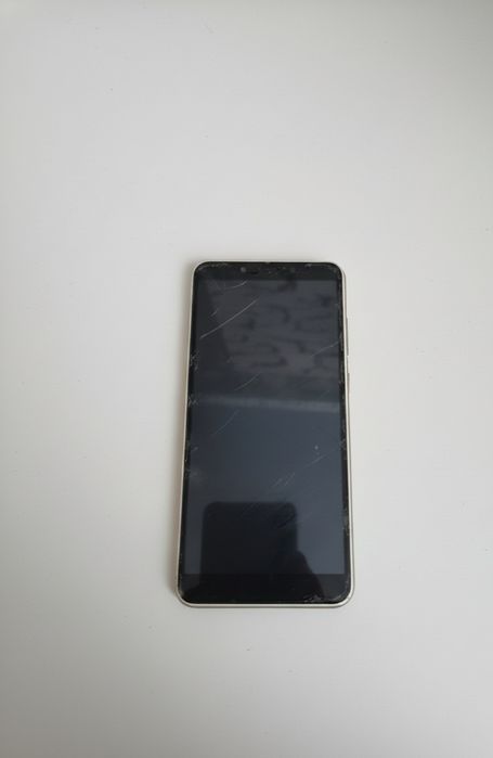 Продам телефон xiaomi редми 6 на запчасти