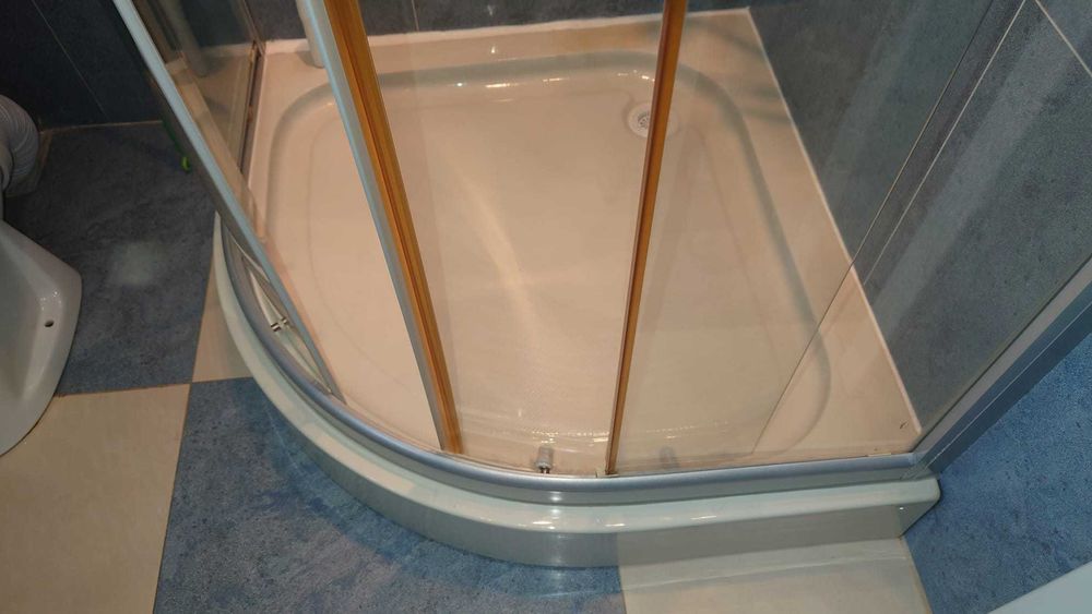 Cabina dus cu cada 90 x 90  in set