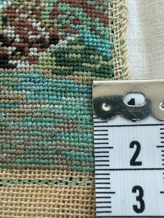 Goblen cusut manual – Peisaj de iarnă sub lună plină