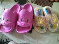 Vand papucei pentru copii