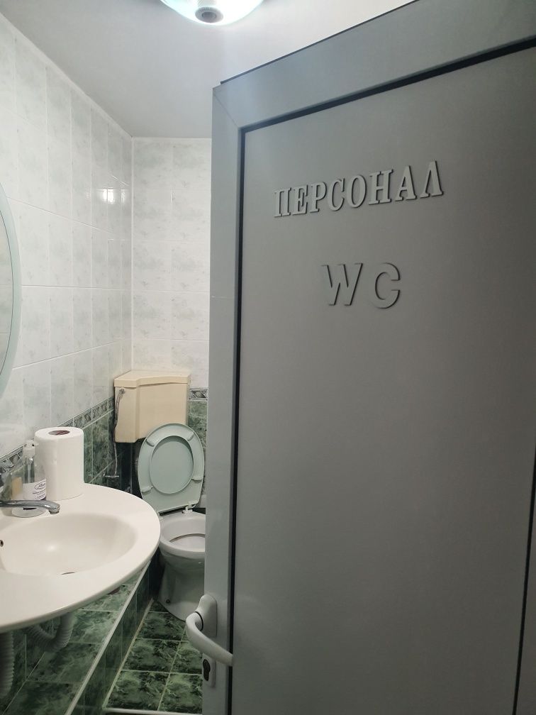 Дава се под наем Офис в Варна, Базар Левски - 9 кв.м за 127.5 € - Снимка #7