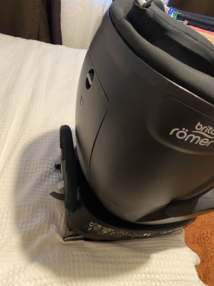 Scaun Britax Romer ,360 grade, duo fix 0-18 kg