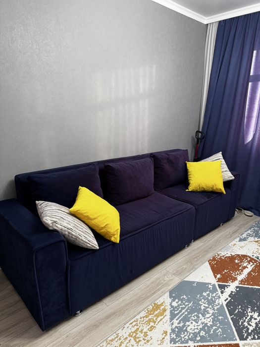 Продам диван почти новый