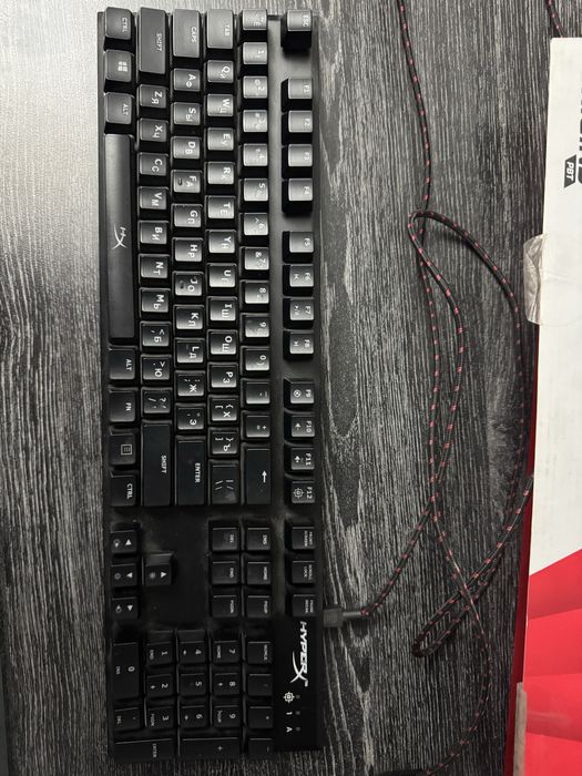 Клавиатура HyperX alloy fps blue switches red static