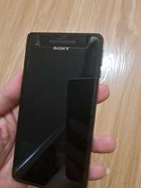 Телефон Sony Xperia V