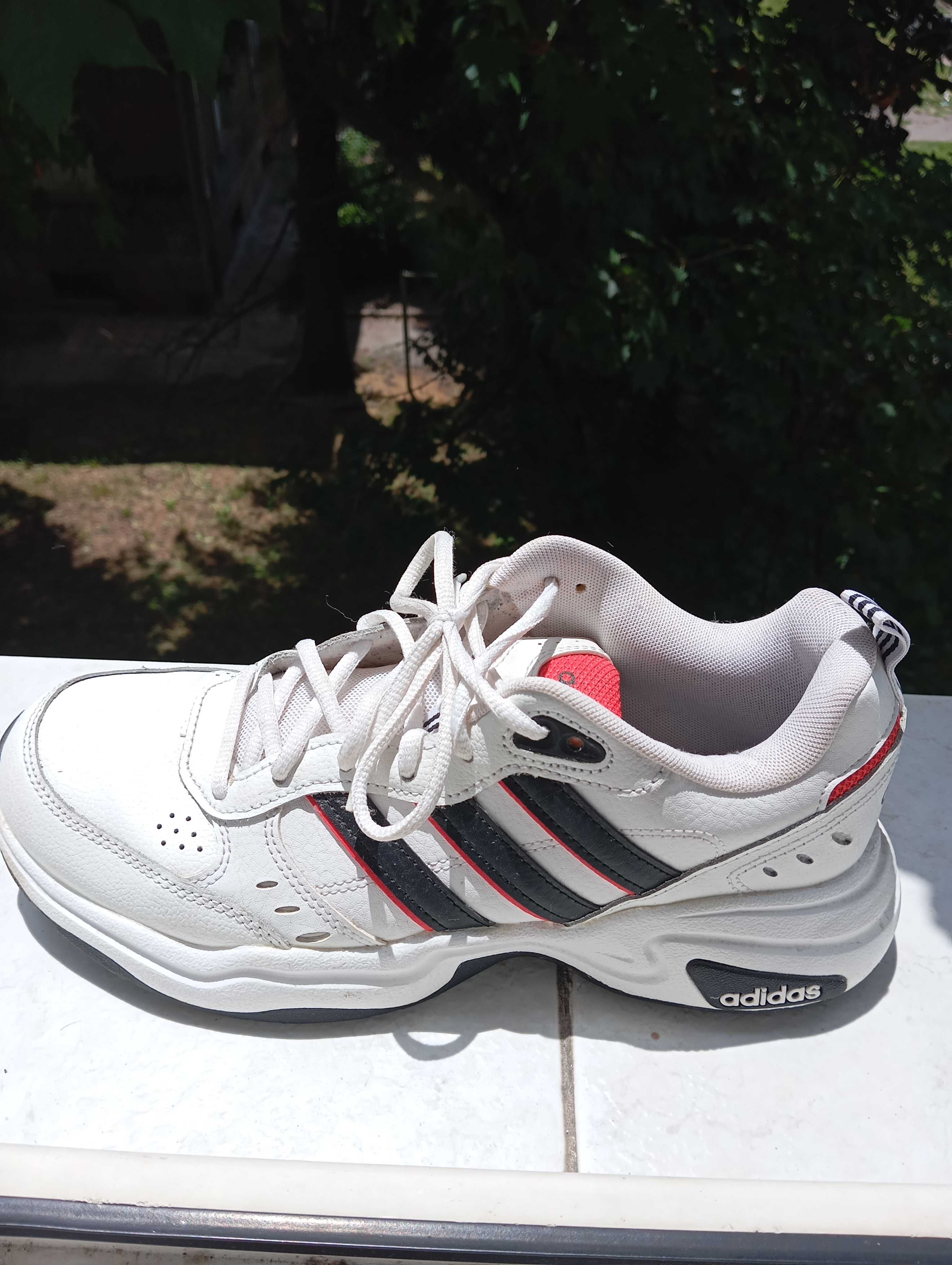 Мъжки обувки adidas