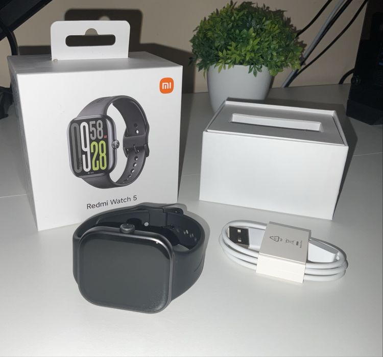 Смарт часовник Xiaomi - Redmi Watch 5, 46 mm, 2.07” - Чисто нов!!