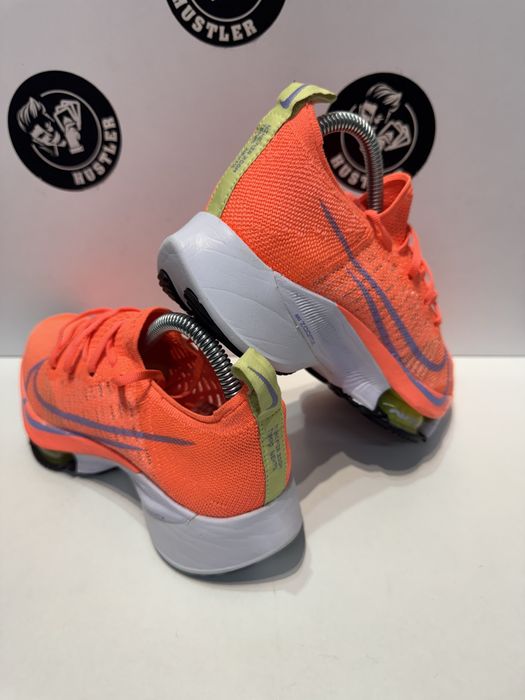 Маратонки NIKE AIR ZOOM TEMPO.Номер 38.5