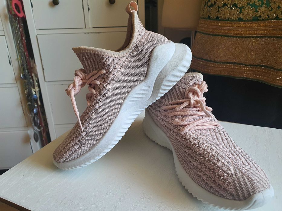 Adidasi panza marimea 36 Rubi Shoes