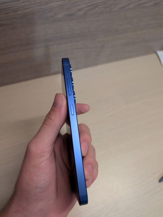SAMSUNG S25 128gb ca nou! 8 cicluri de încărcare