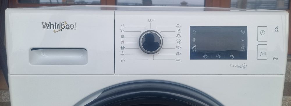 Uscator de rufe Whirlpool 9kg A+++