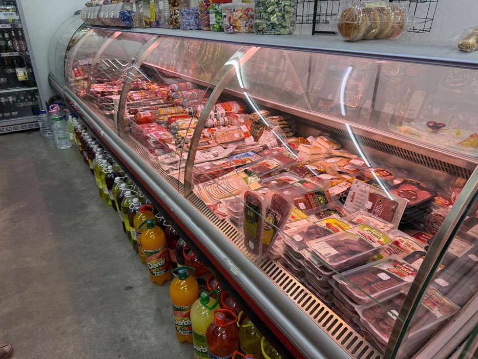 Хладилна витрина 4м хоризонтална