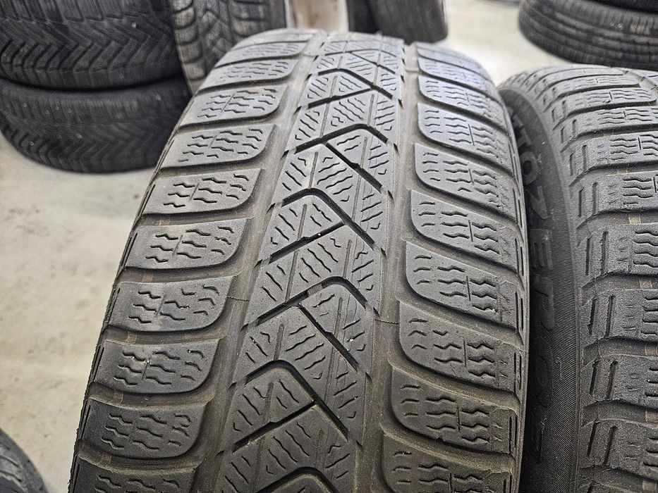 2 Anvelope de IARNA 215.55.17 'Pirelli' [dot 2020] ; stare buna