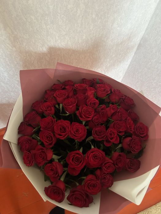 Цветы 15000 продам срочно свежее