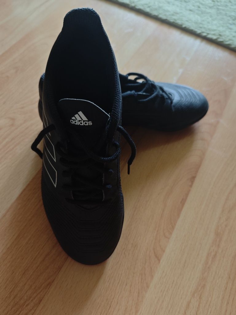 Стоножки Adidas Predator