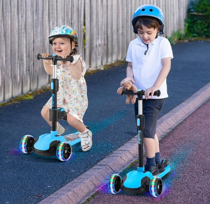 Trotineta 2 in 1 cu roti luminoase